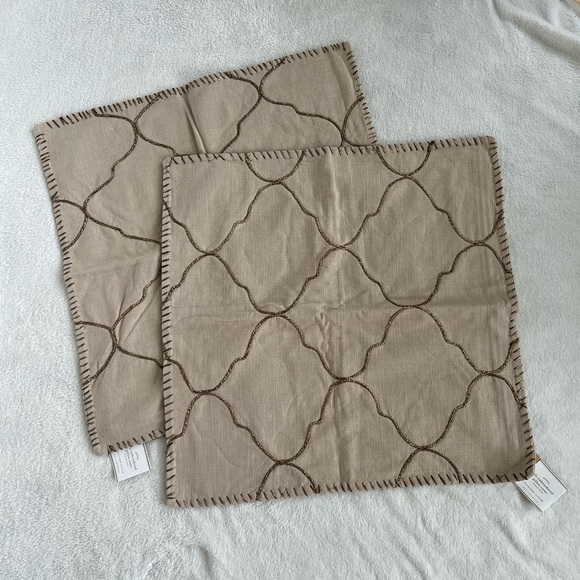 Pottery Barn Accents Pottery Barn Pillow Covers 2 Poshmark